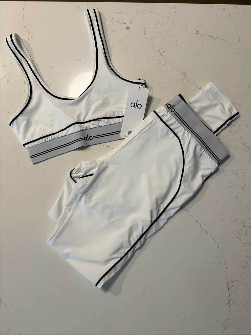 Alo White Sports Bra & Legging Set with Black Trim